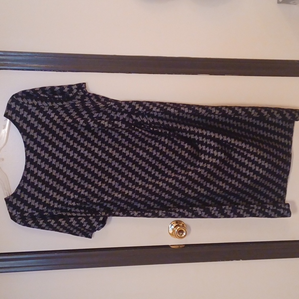Dressbarn shift dress